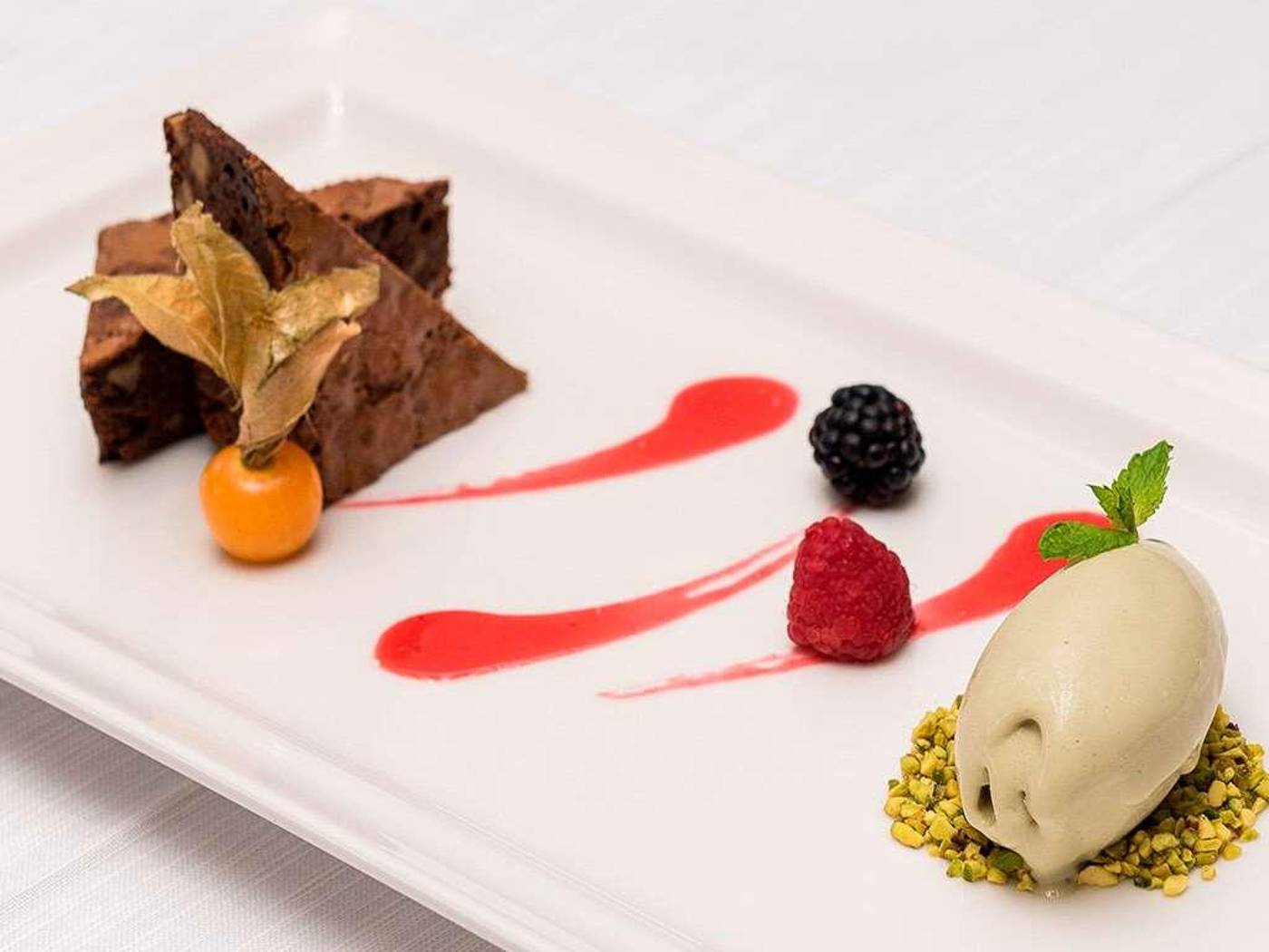 Sonder-Salute-Palace-Restaurant-60