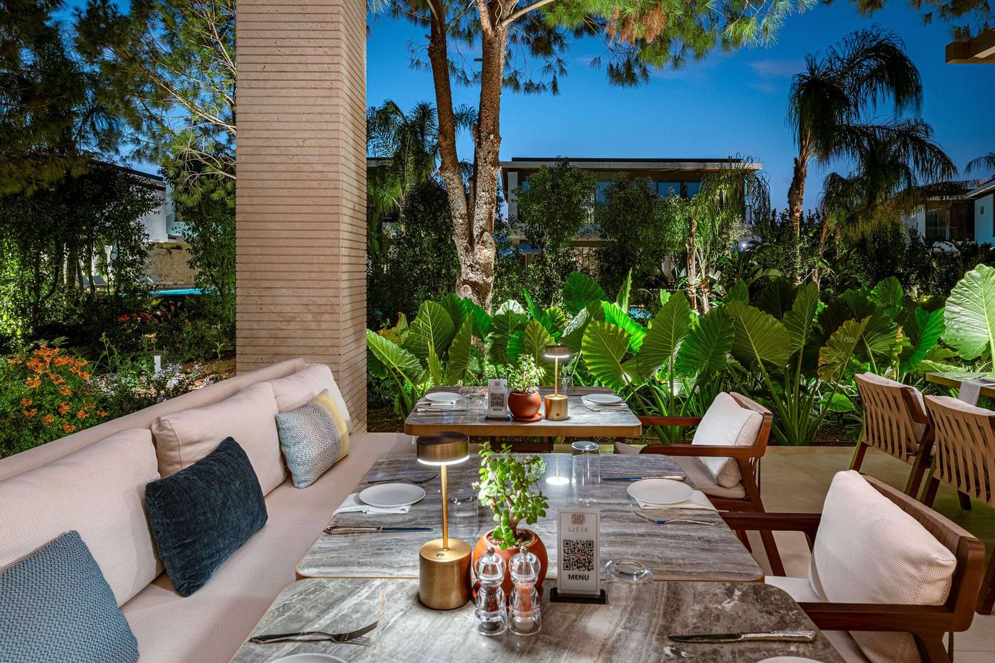 Lara-Barut-Collection-Restaurant-23