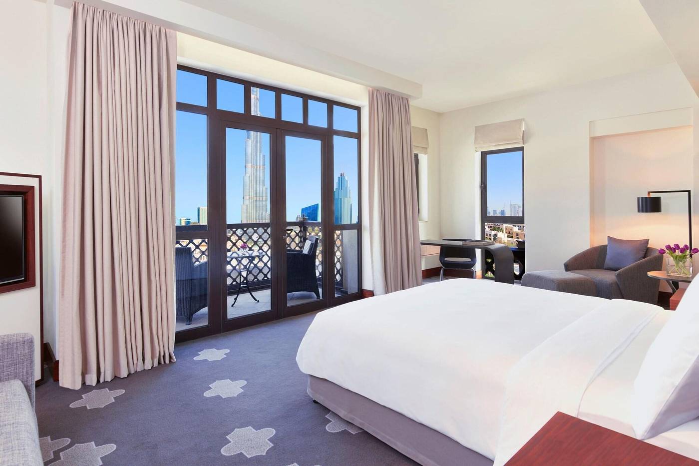 Manzil-Downtown-Room-16