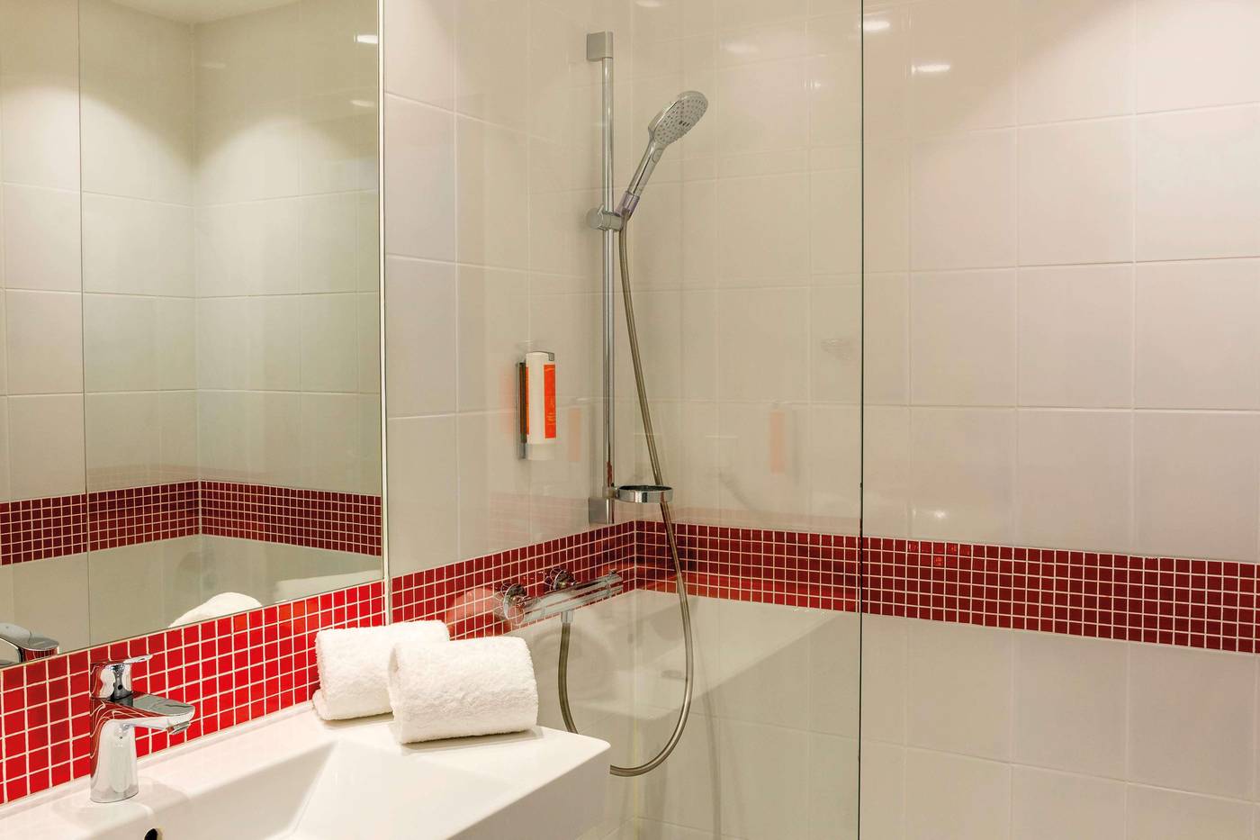 Vienna-House-Easy-by-Wyndham-Cracow-Room-48