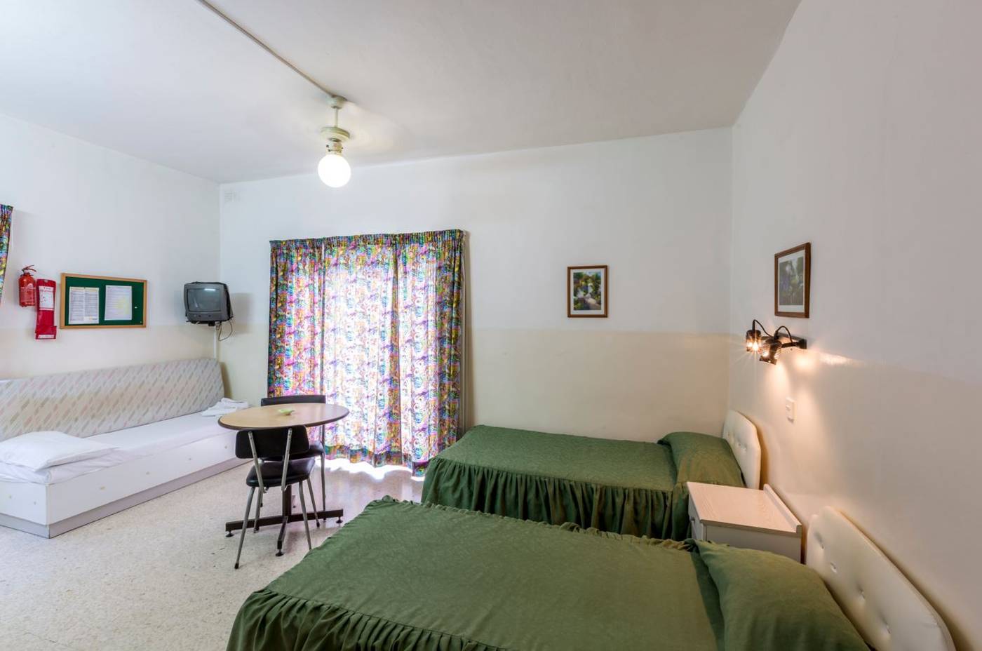 Huli Hotel & Apartments