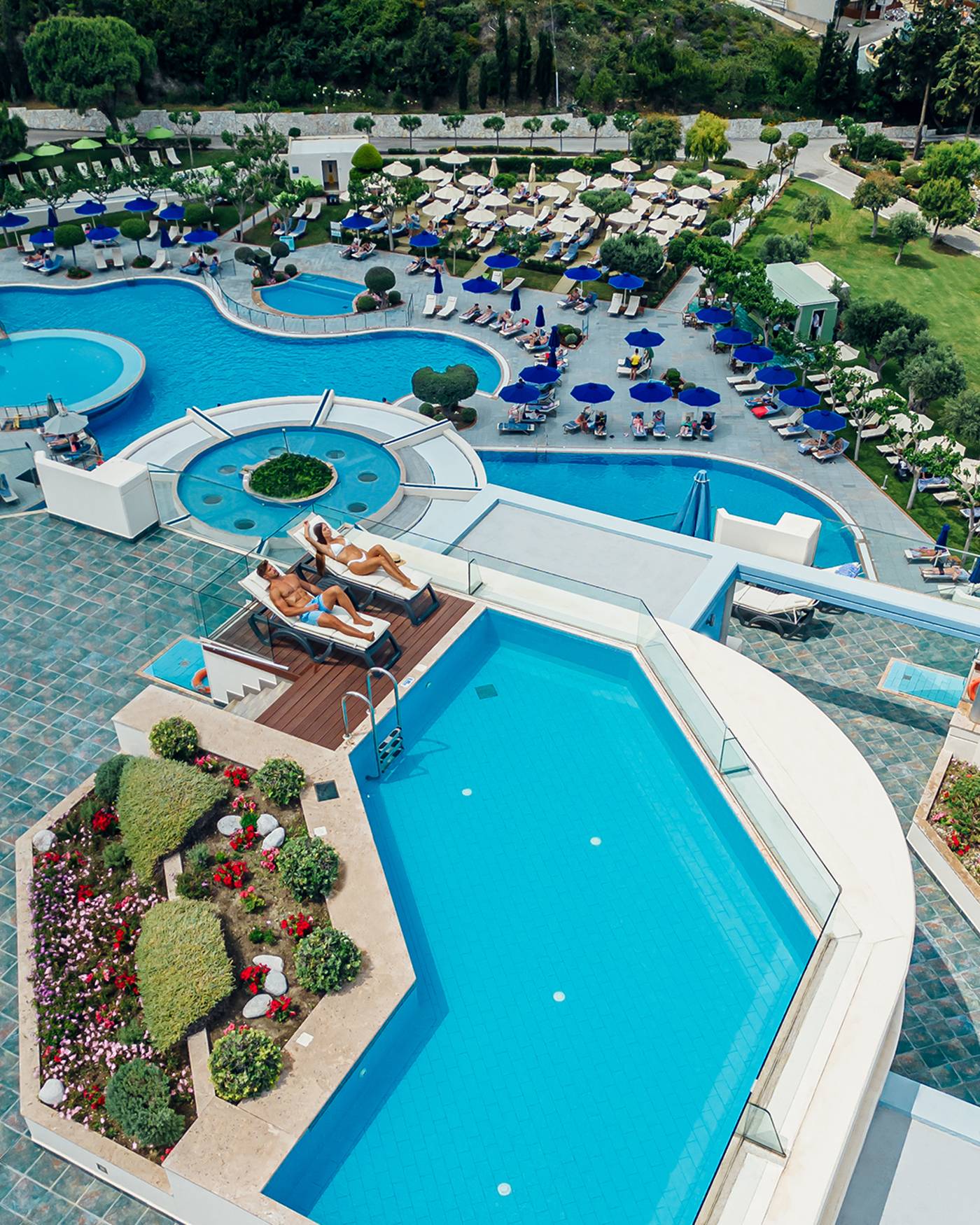 Atrium-Platinum-Luxury-Resort---Spa-Pool-1