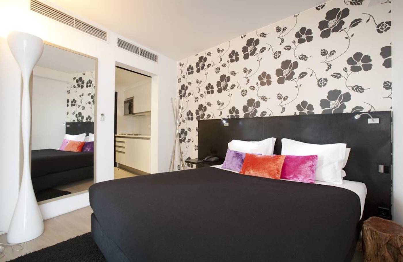 Funchal Design-Portugal-FUNCHAL-Room-9