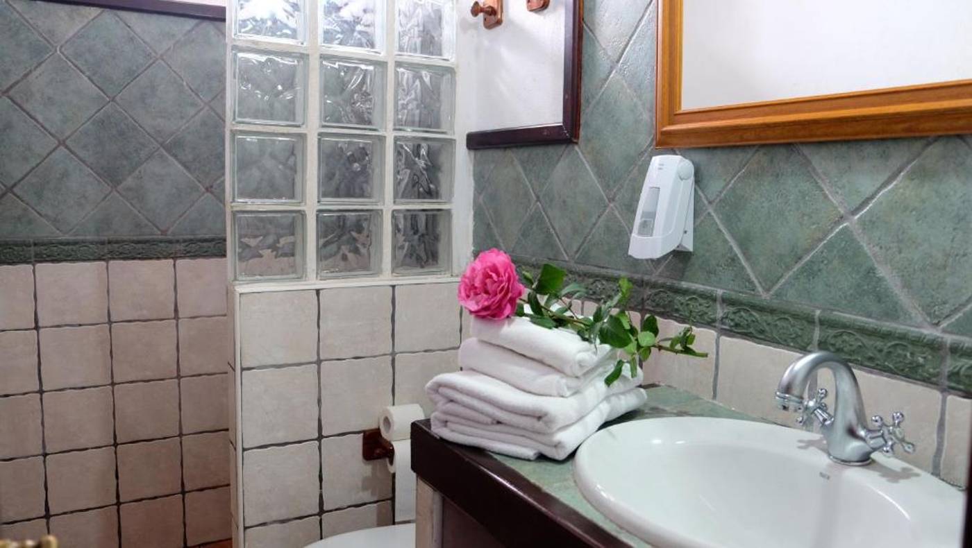 Finca-la-Hacienda-Rural-Hotel-Room-22