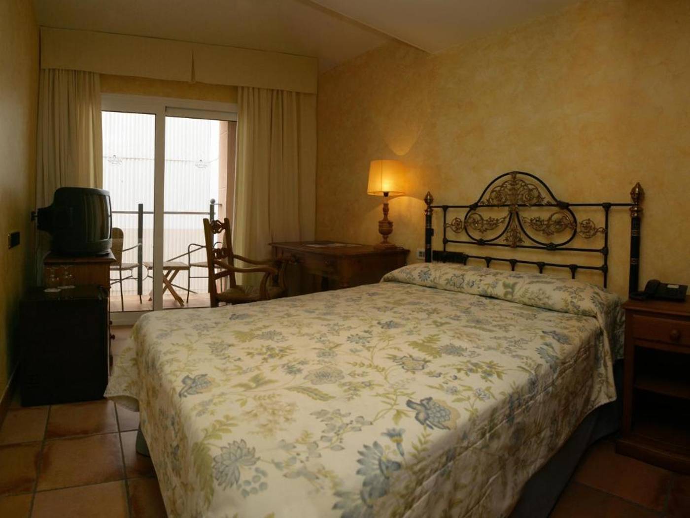 URH-Vila-de-Tossa-Room-9