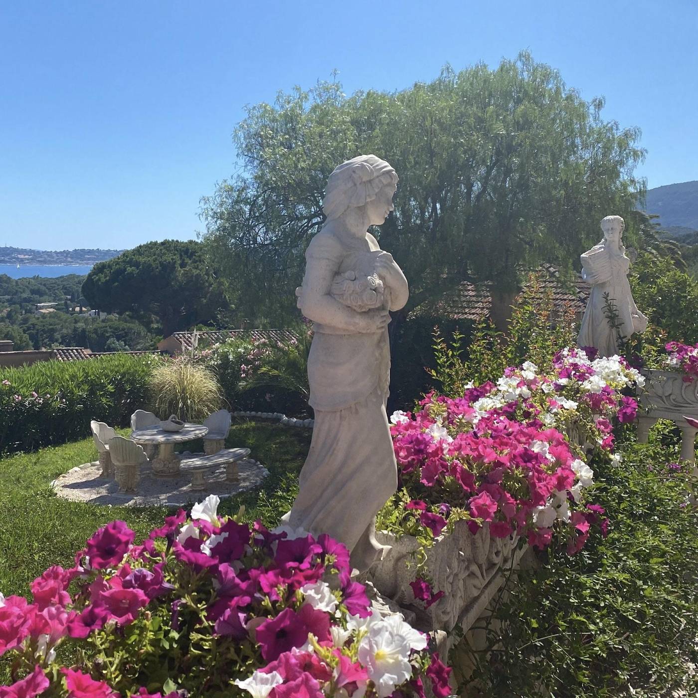 Chateau-de-Mei-Lese-General-view-33