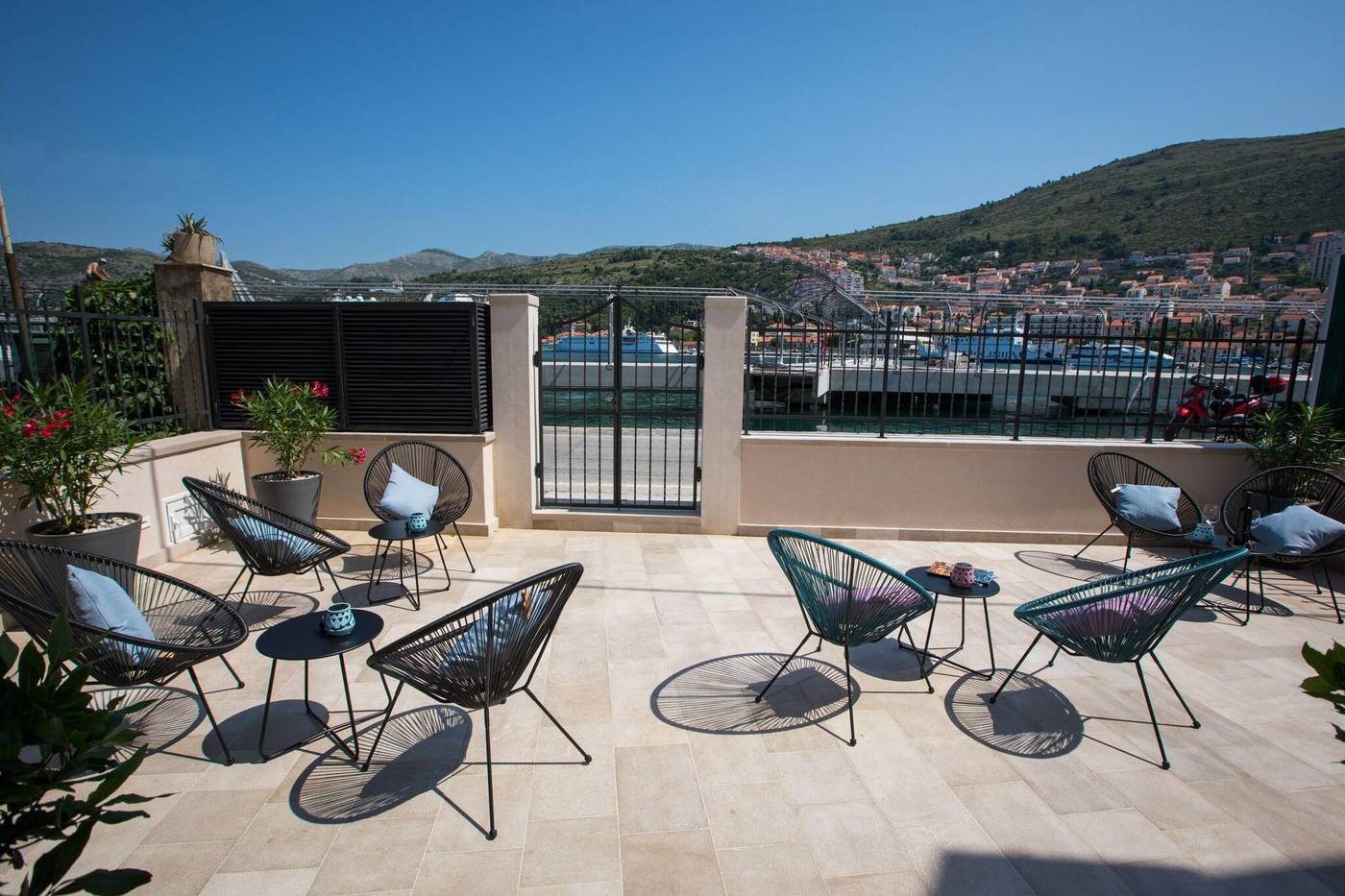 Bova-Luxury-Rooms-Terrace-3