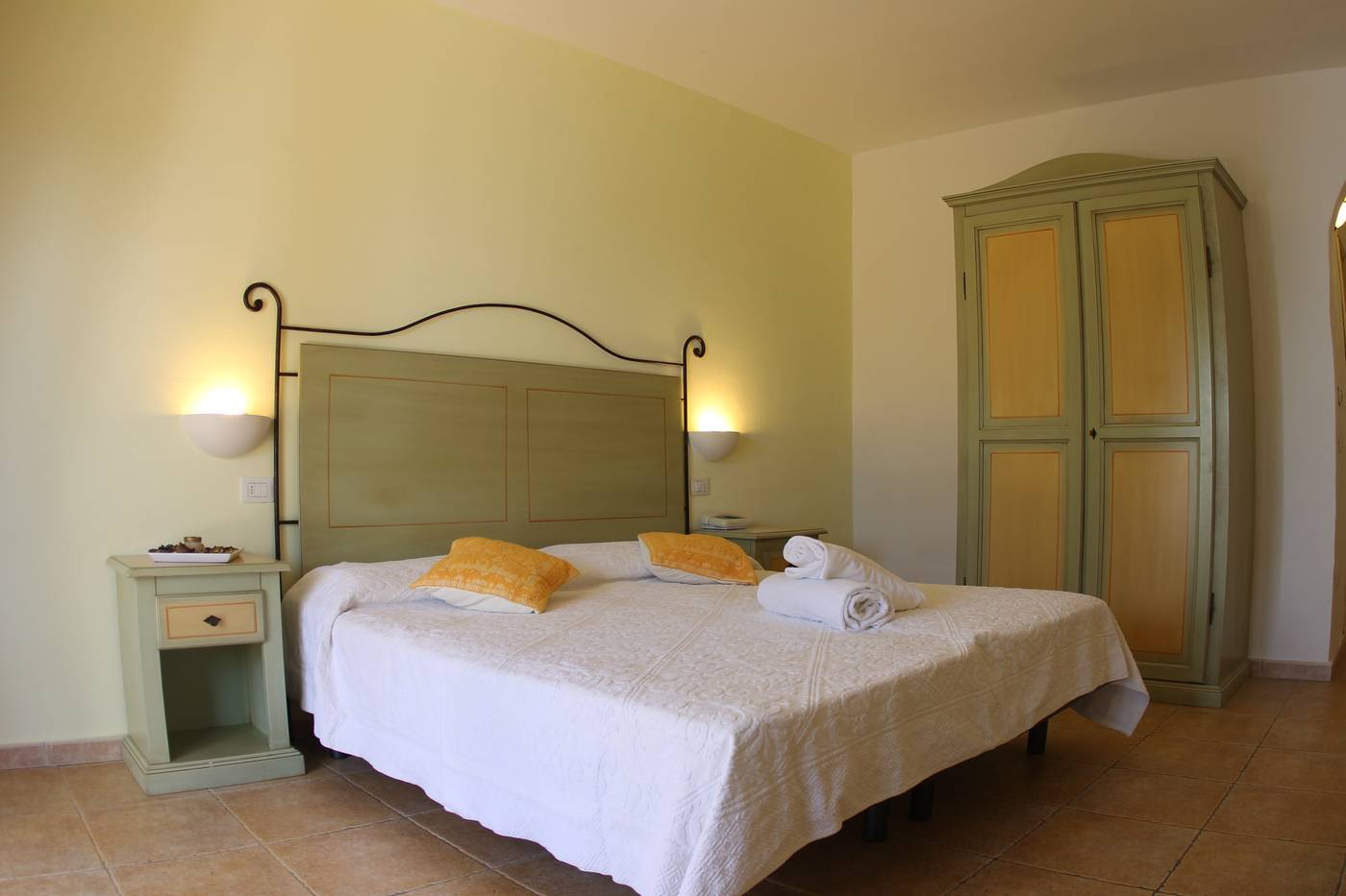 Club-Li-Graniti-Room-15