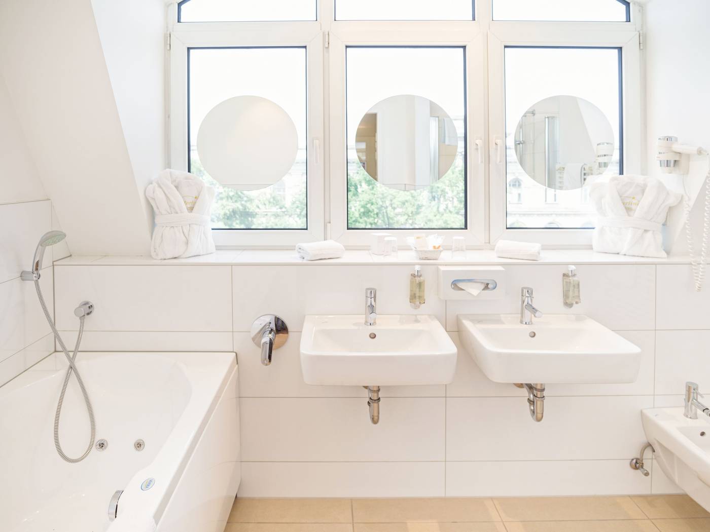 Berlin-Mitte-by-Campanile-Room-48