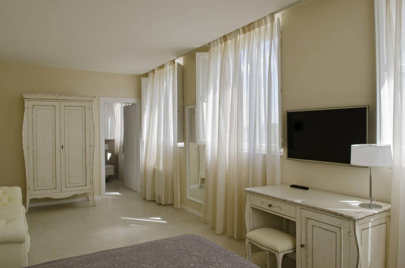 Villa-Del-Sole-Room-31