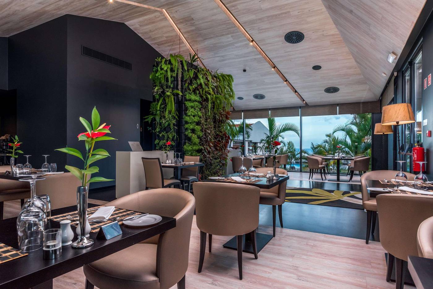 TUI-Blue-Gardens-Adults-Only-Savoy-Signature-Restaurant-46