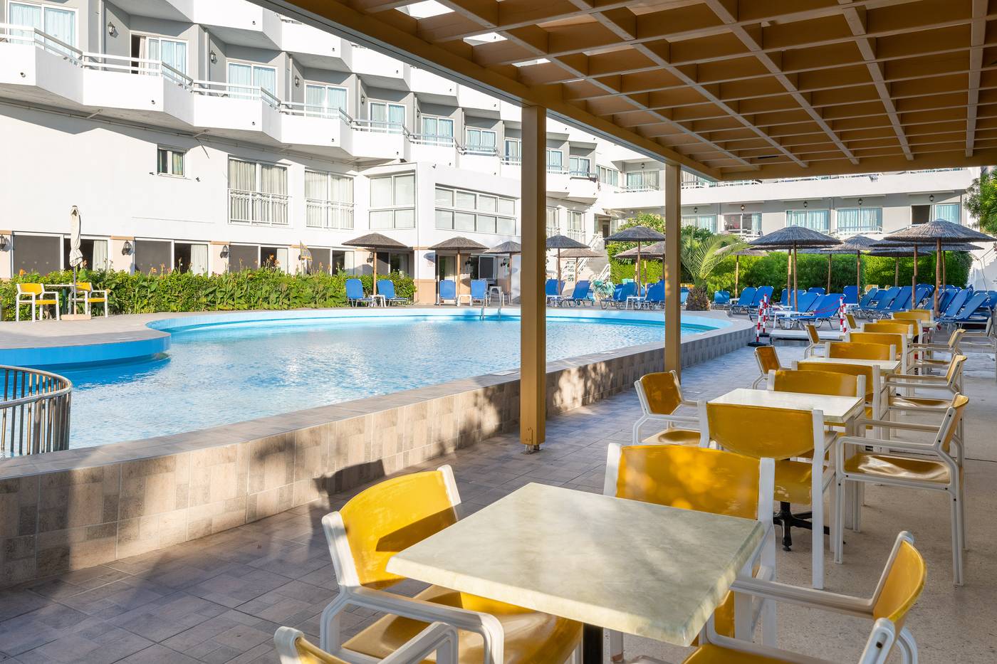 Lito-Hotel-Bar-3