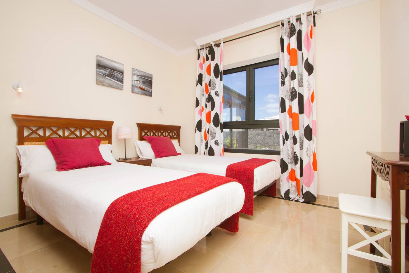 Villas-Coral-Deluxe-Room-24