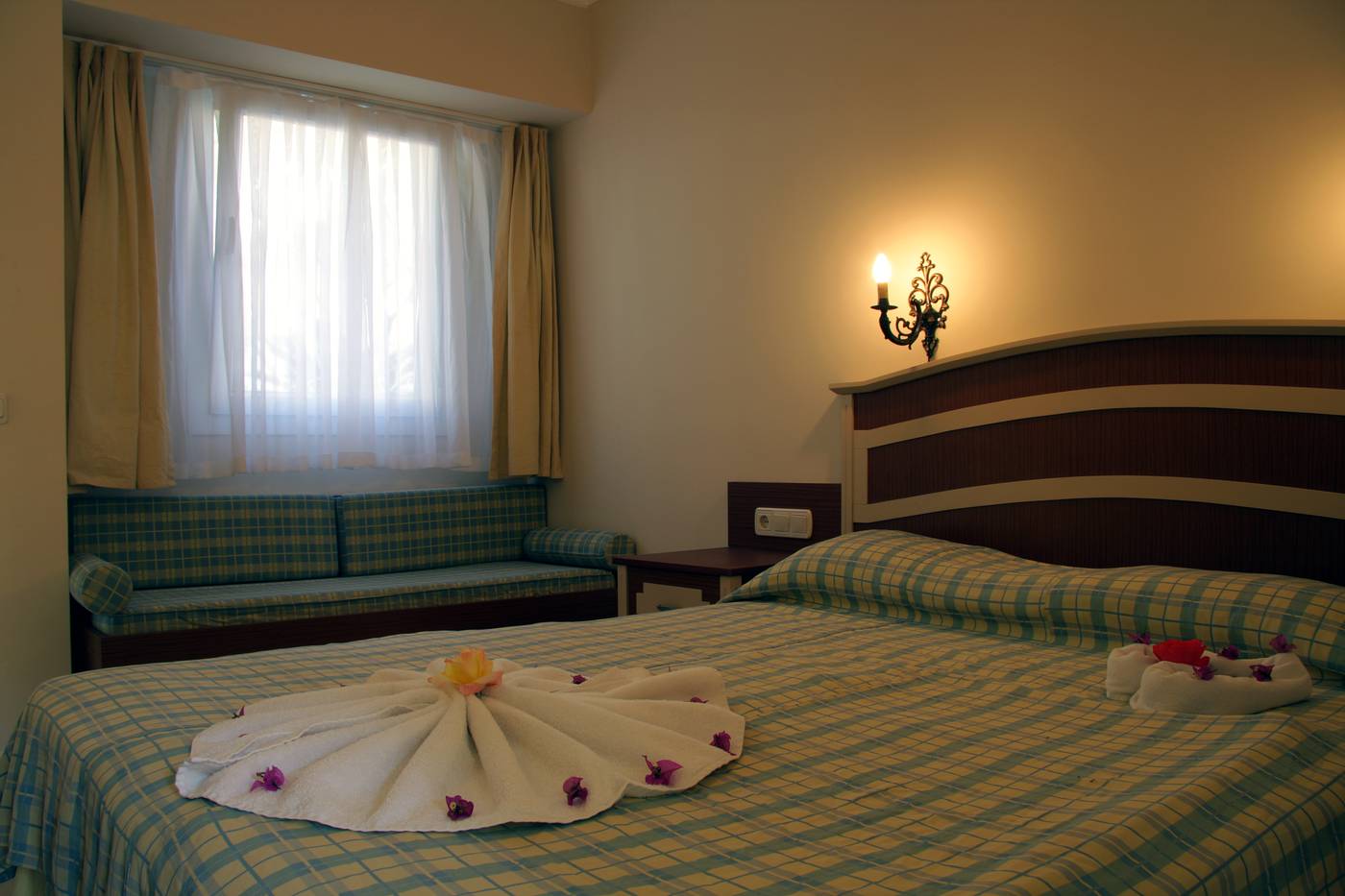 The-Blue-Lagoon-Hotel-Room-17