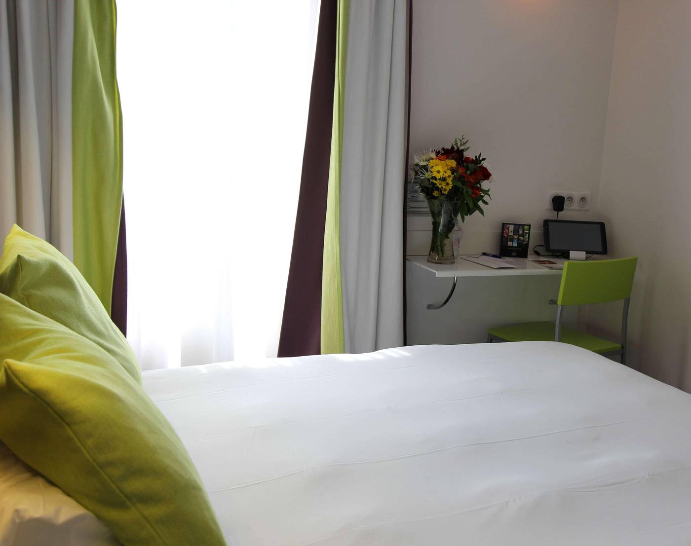 Best-Western-Hotel-Le-Montparnasse-Room-25