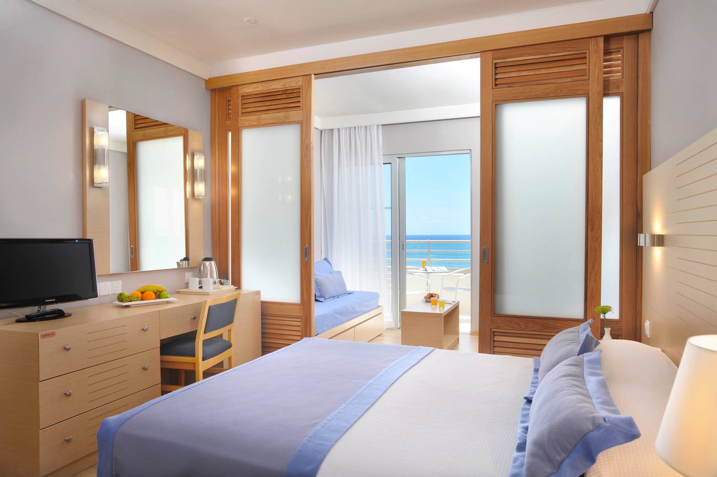 Louis-Ledra-Beach-Room-16