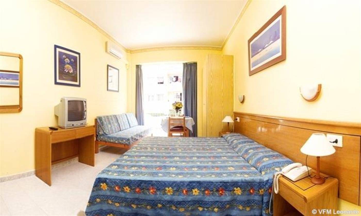 Ok-Hotel-Beach-General-view-1