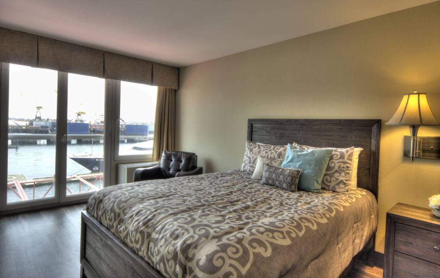 The-Lonsdale-Quay-General-view-21