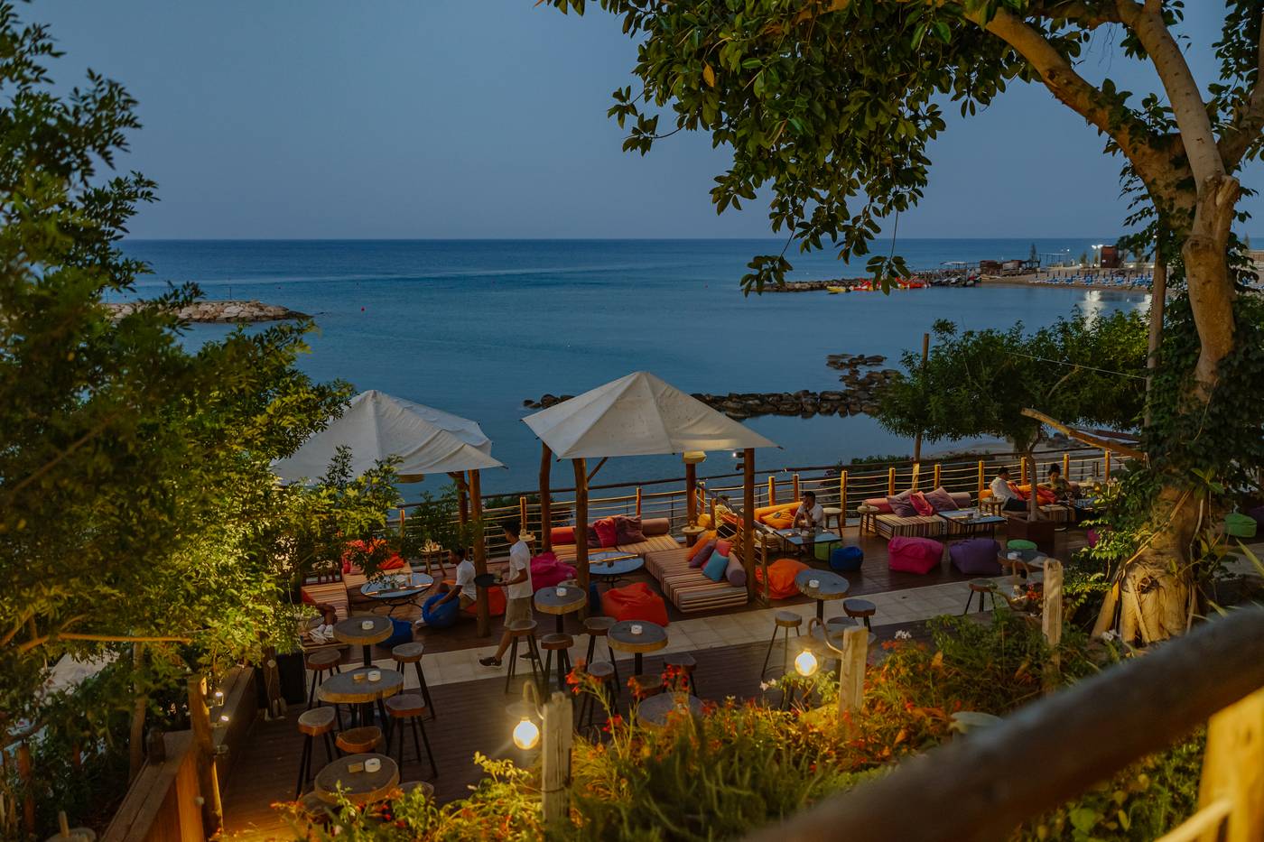 Golden-Coast-Bar-53