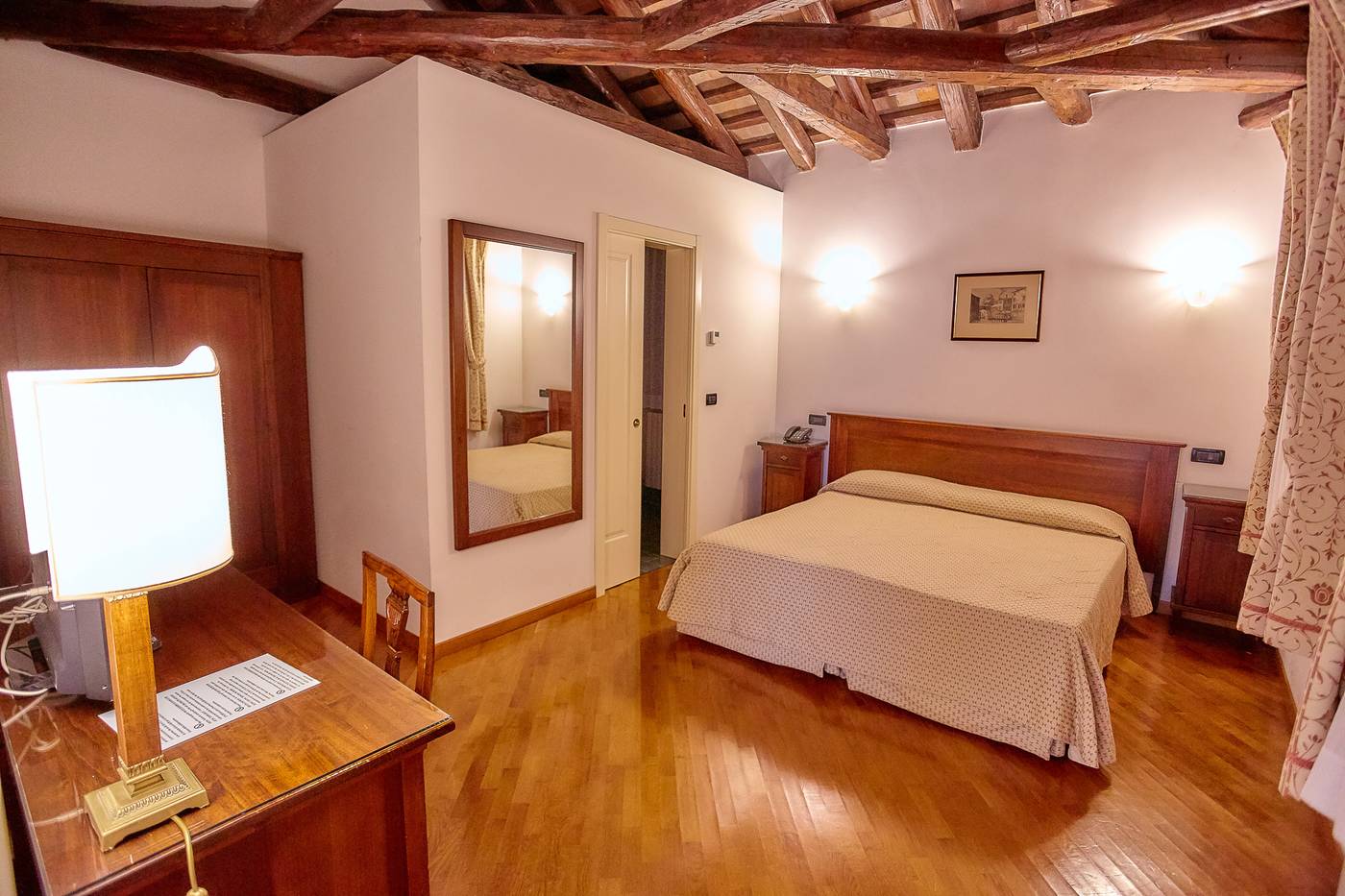 Riviera-dei-Dogi-Room-22