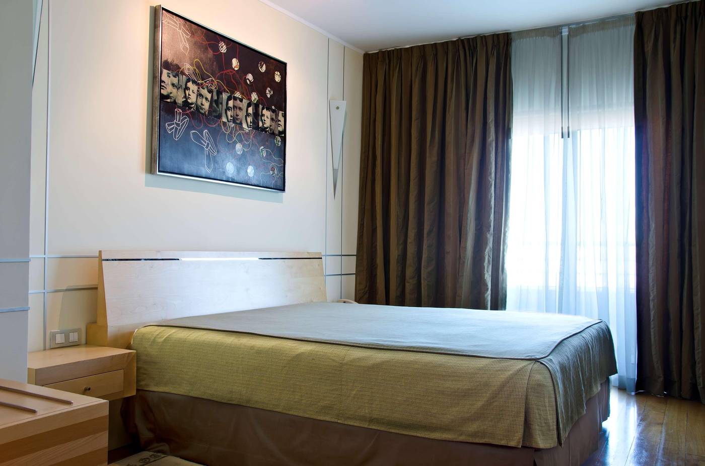 VIP-Executive-Entrecampos---Hotel---Conference-Room-26