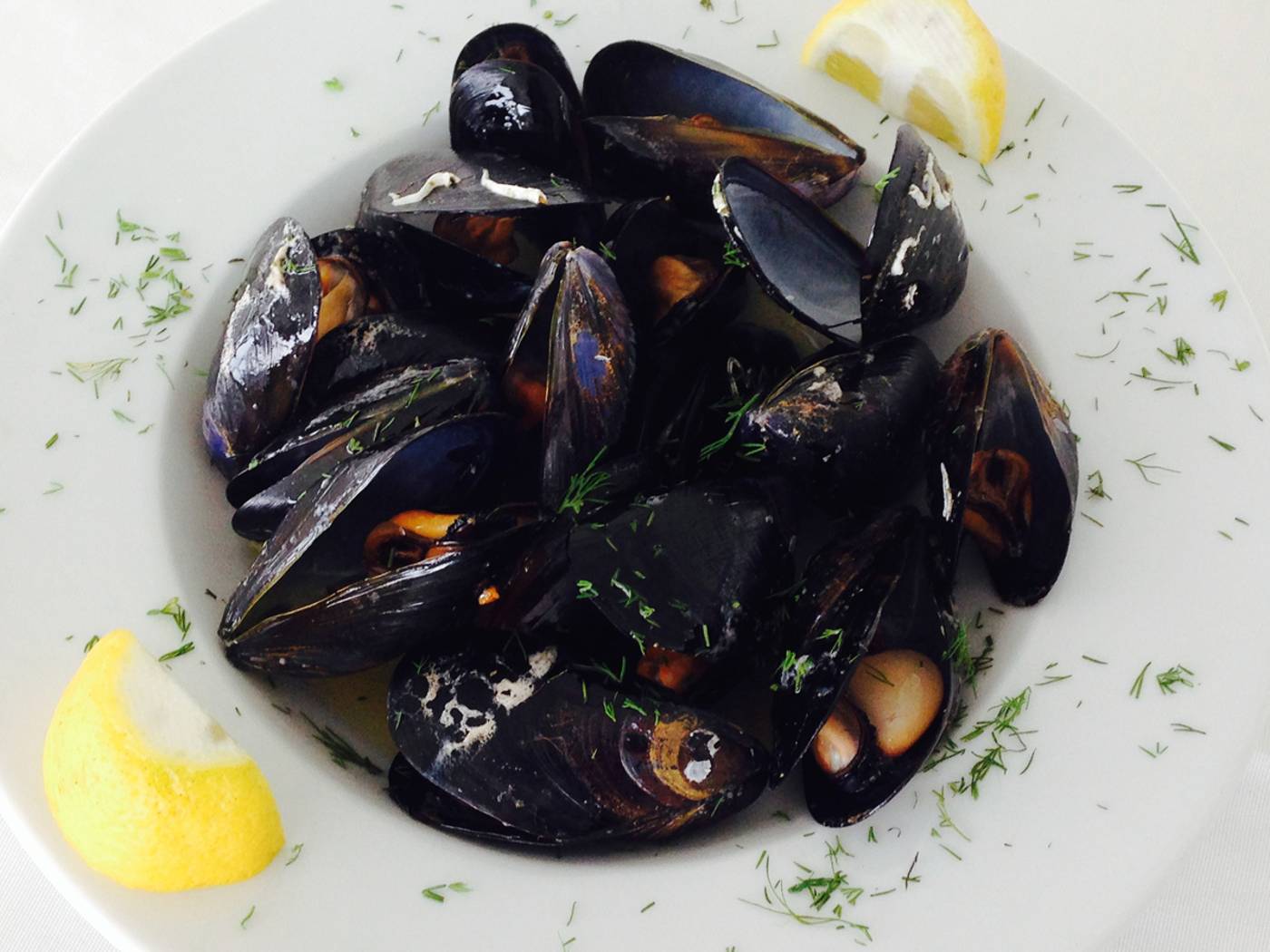 White-Suites-Restaurant-29