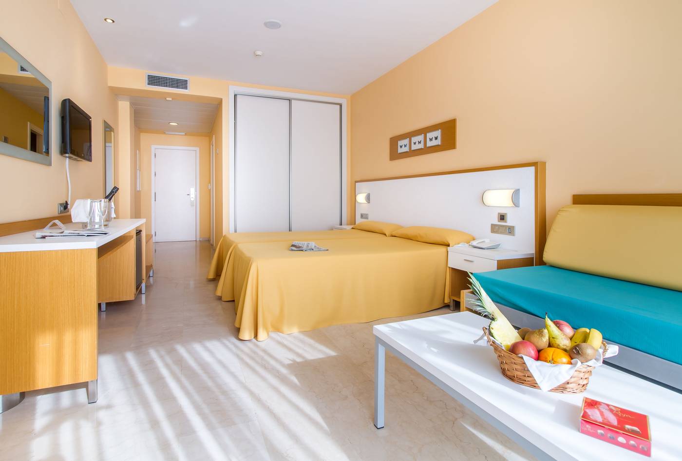 Mediterraneo-Benidorm-Hotel-Room-26