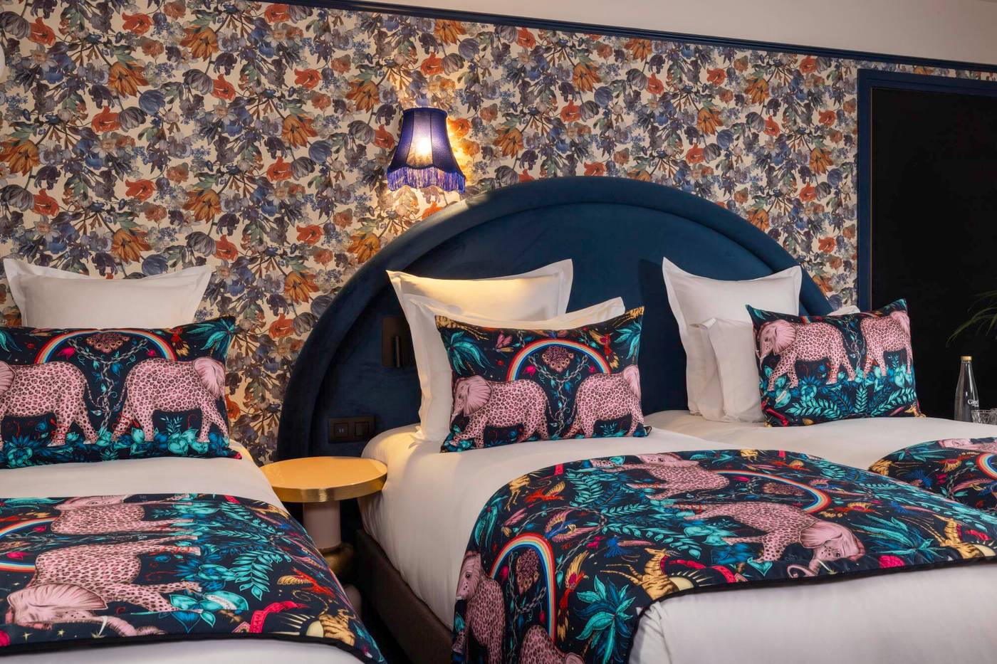 Hotel-Ginette-A--la-Folie-Room-2