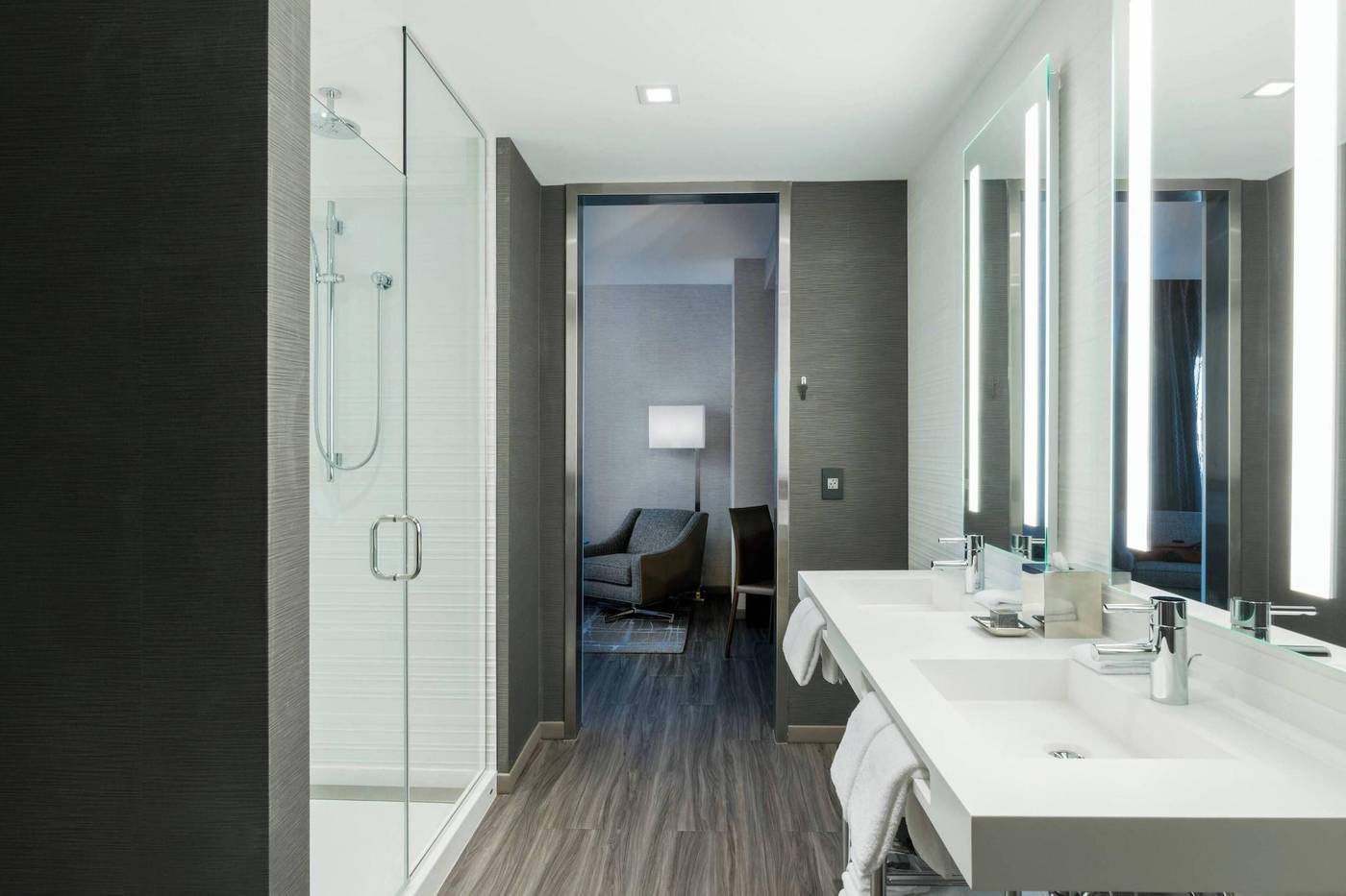 AC-Hotel-Boston-Cambridge-Room-25