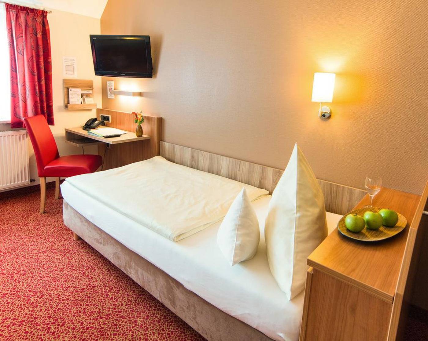 Ambient am Europakanal-Germany-FÜRTH -General view-6