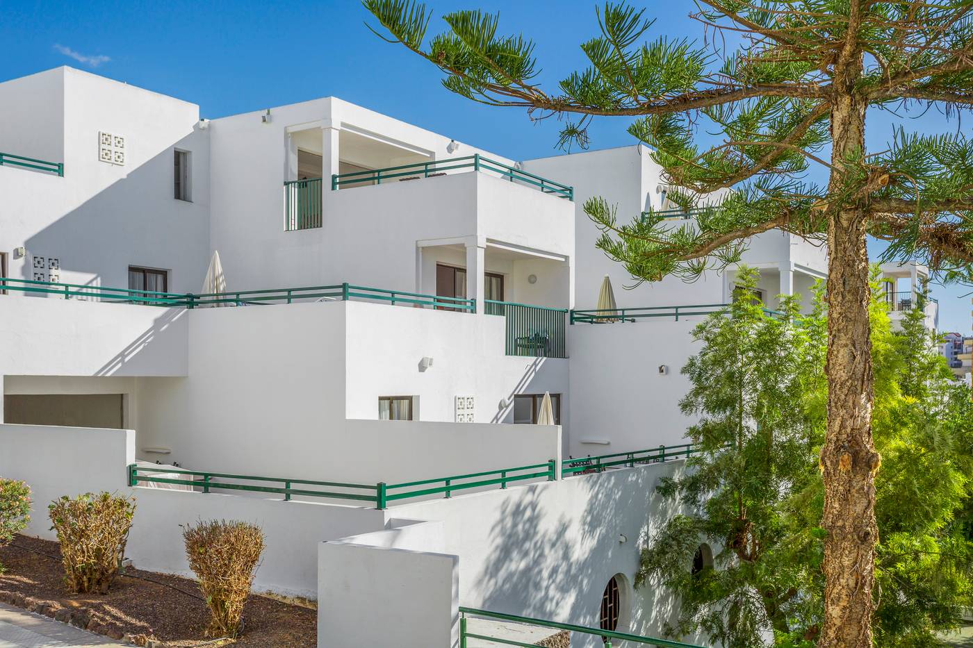 Sunset-Bay-Club-General-view-9