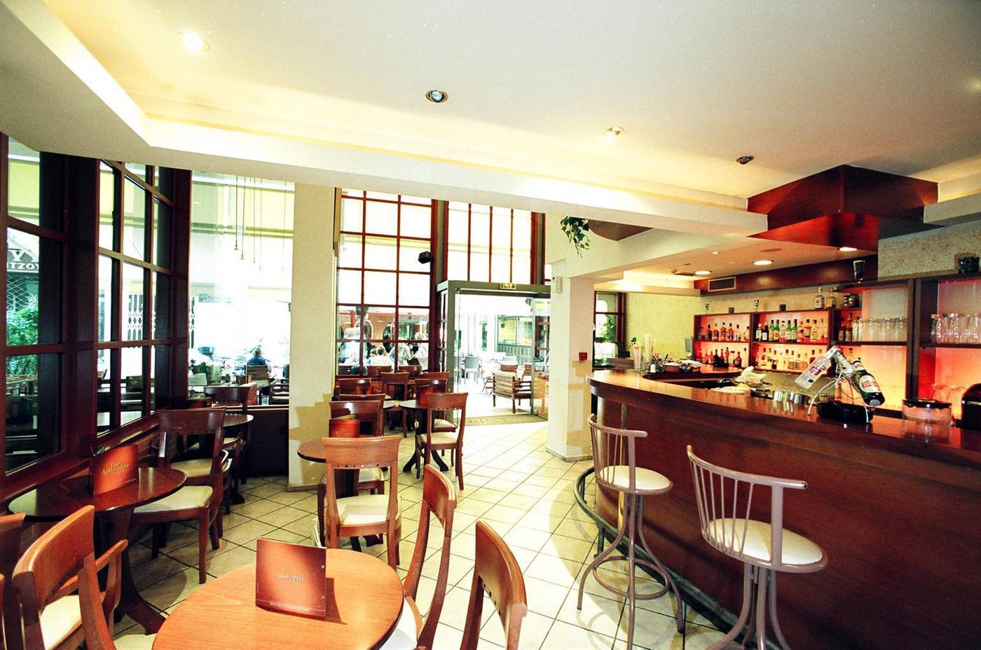 Athens-Cypria-Restaurant-20