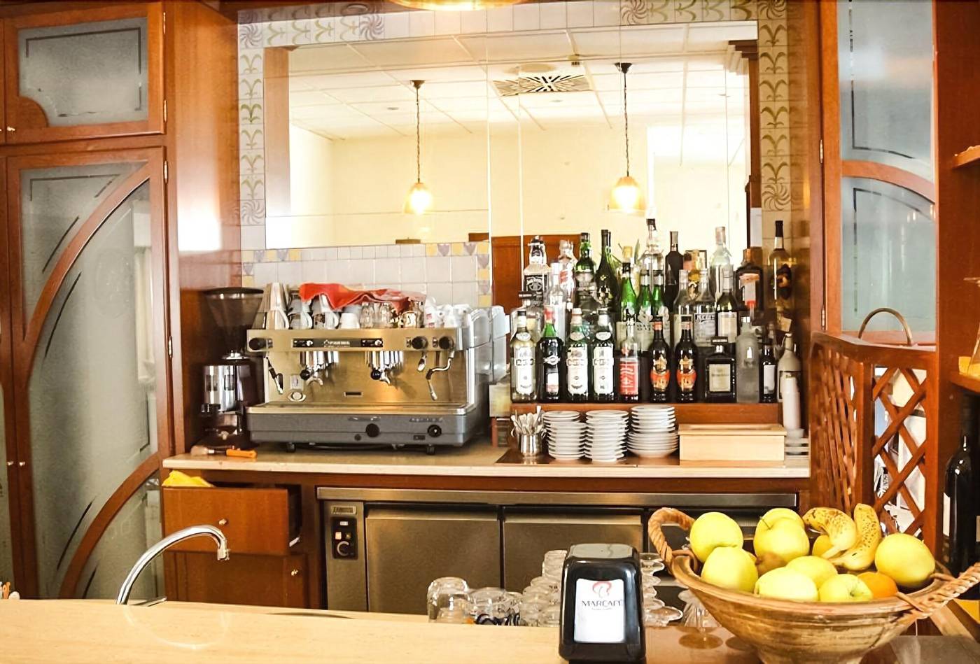 Hotel-La-Pergola-Bar-19