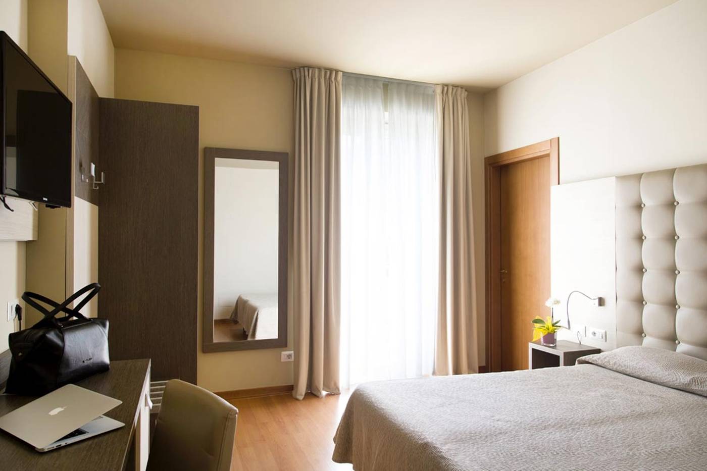 Hotel Meeting-Italy-Stresa VB-Room-10