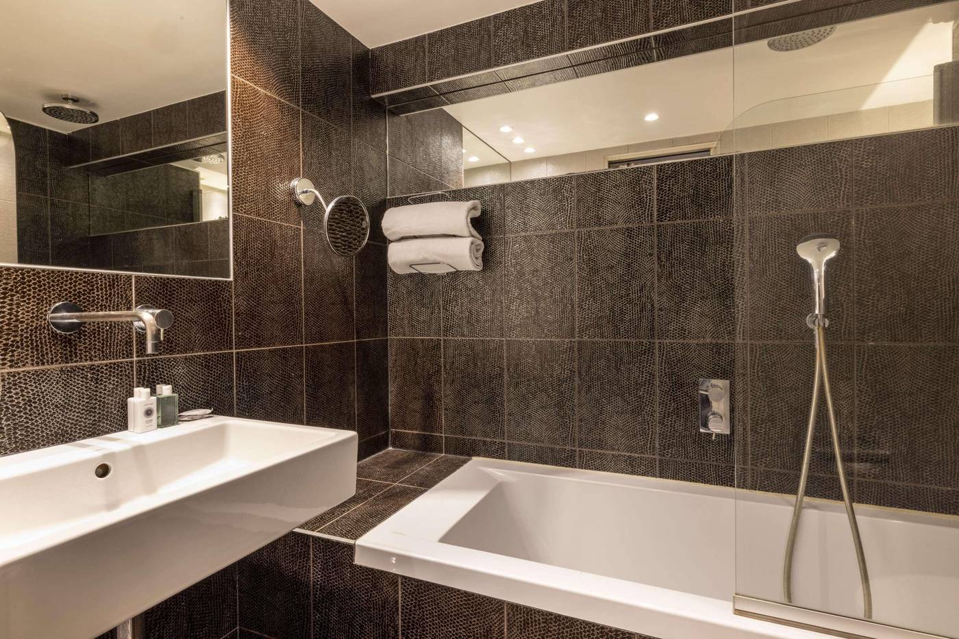 ATN-Hotel-Paris-St-Lazare-Room-37