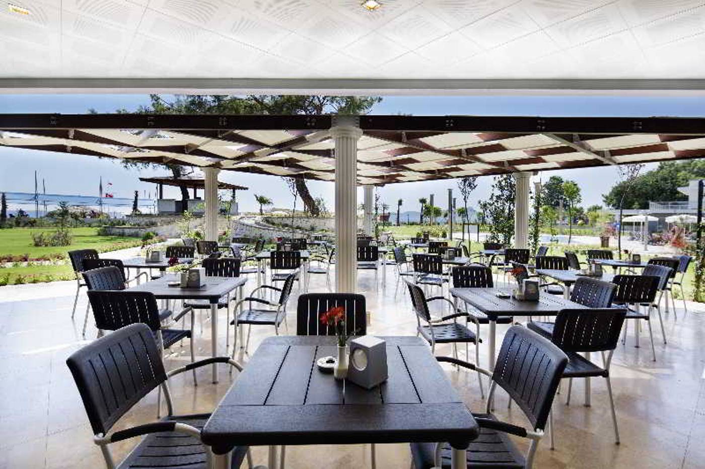 Kilikya-Palace-Goynuk-Terrace-9