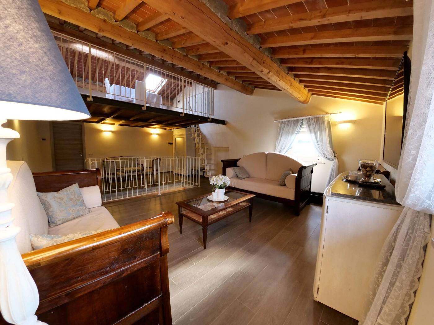 B-B-La-Bella-Lucca-Room-2