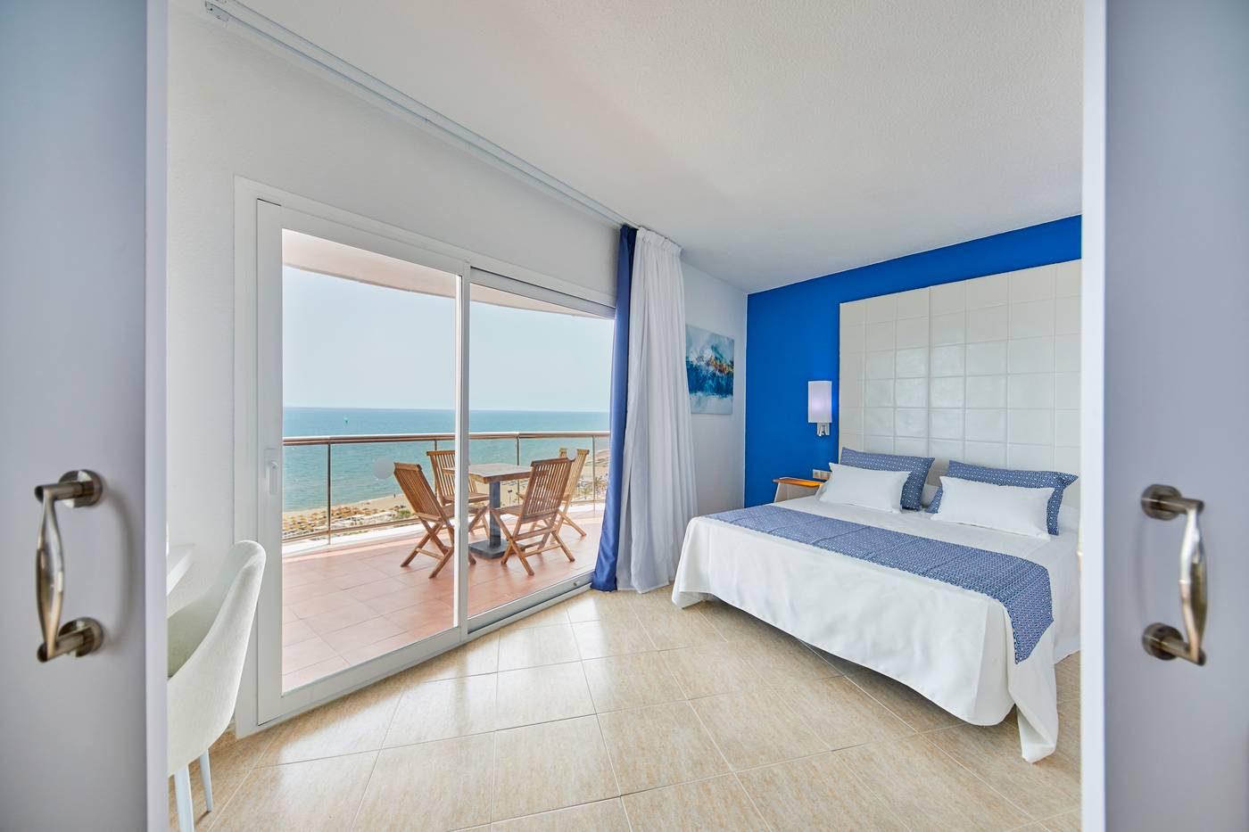 Ibersol-Torremolinos-Beach-Room-26