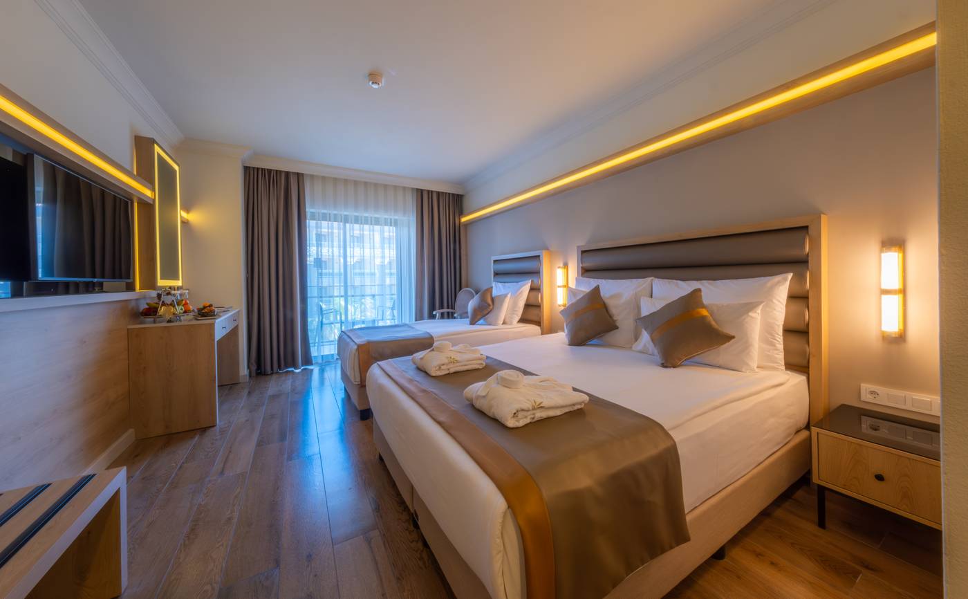 Aydinbey-King-s-Palace-Spa---Resort-Room-23