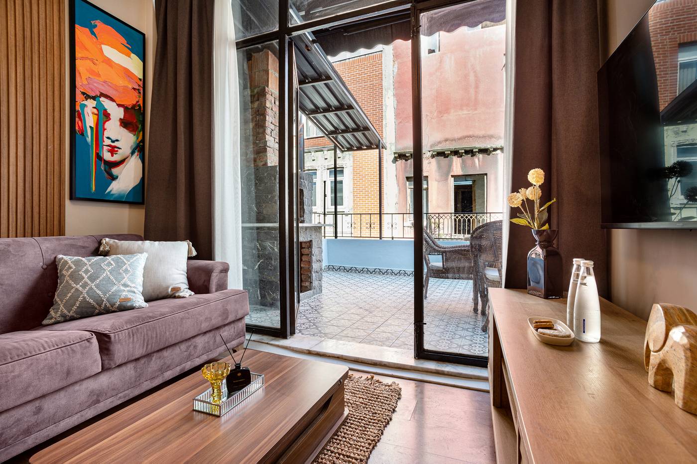 Port-Galata-Suites-Room-2