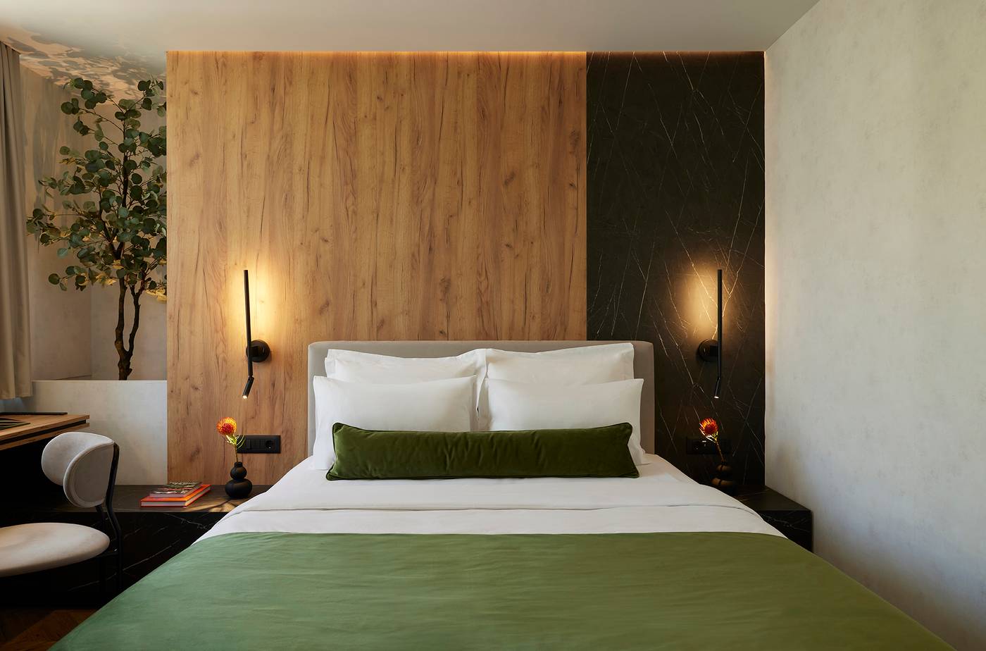 The-Port-Square-Hotel-Room-40