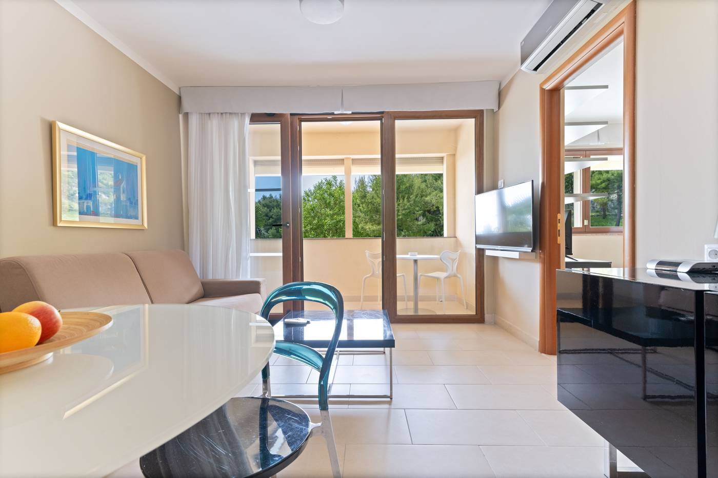 The-Residence-Room-66