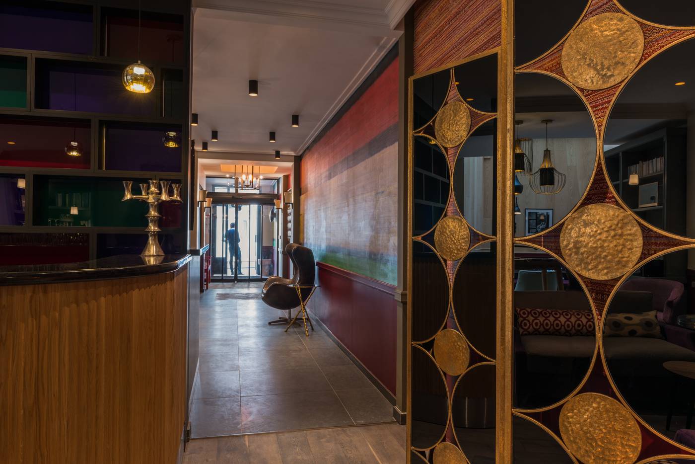 Adele---Jules-Lobby-15