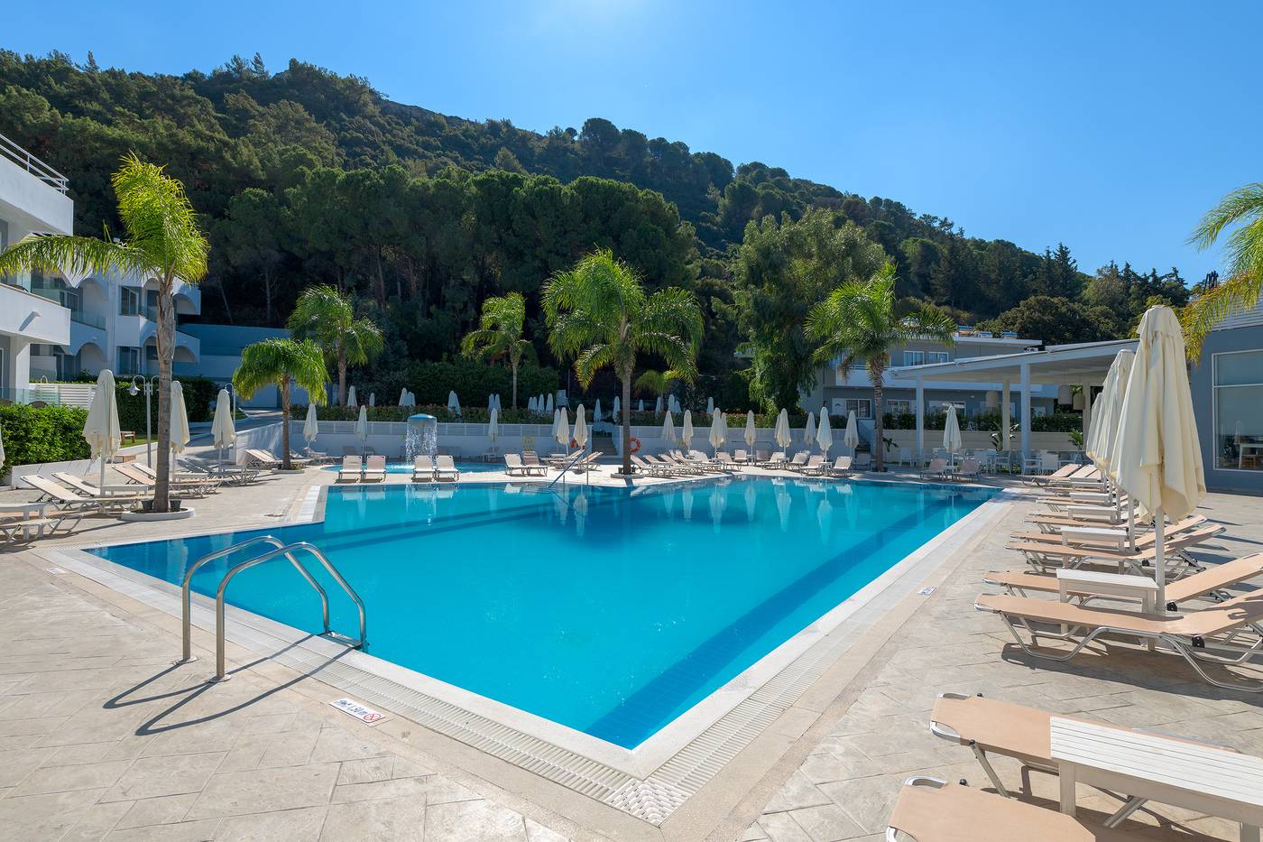 Oceanis-Park-Hotel-Pool-12