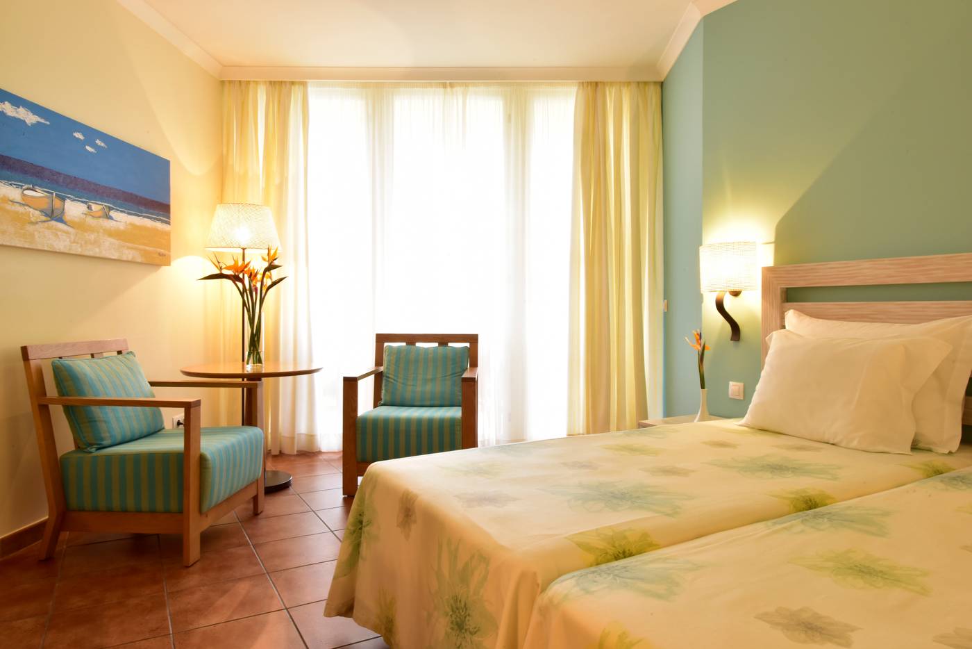Pestana-Viking-Hotel---Resort-Room-12
