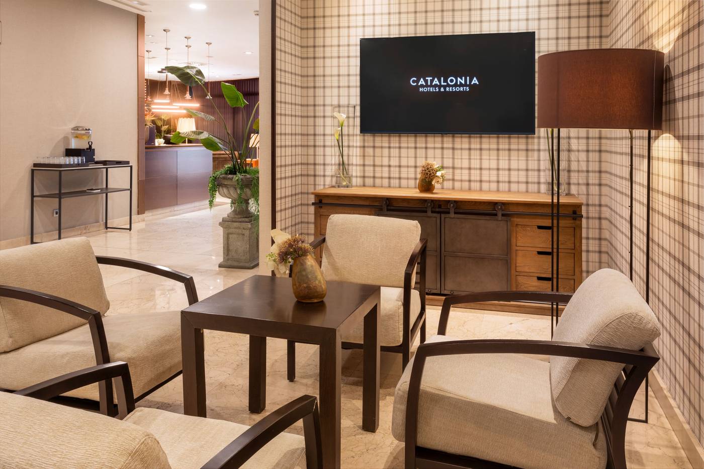 Catalonia-El-Retiro-Lobby-4