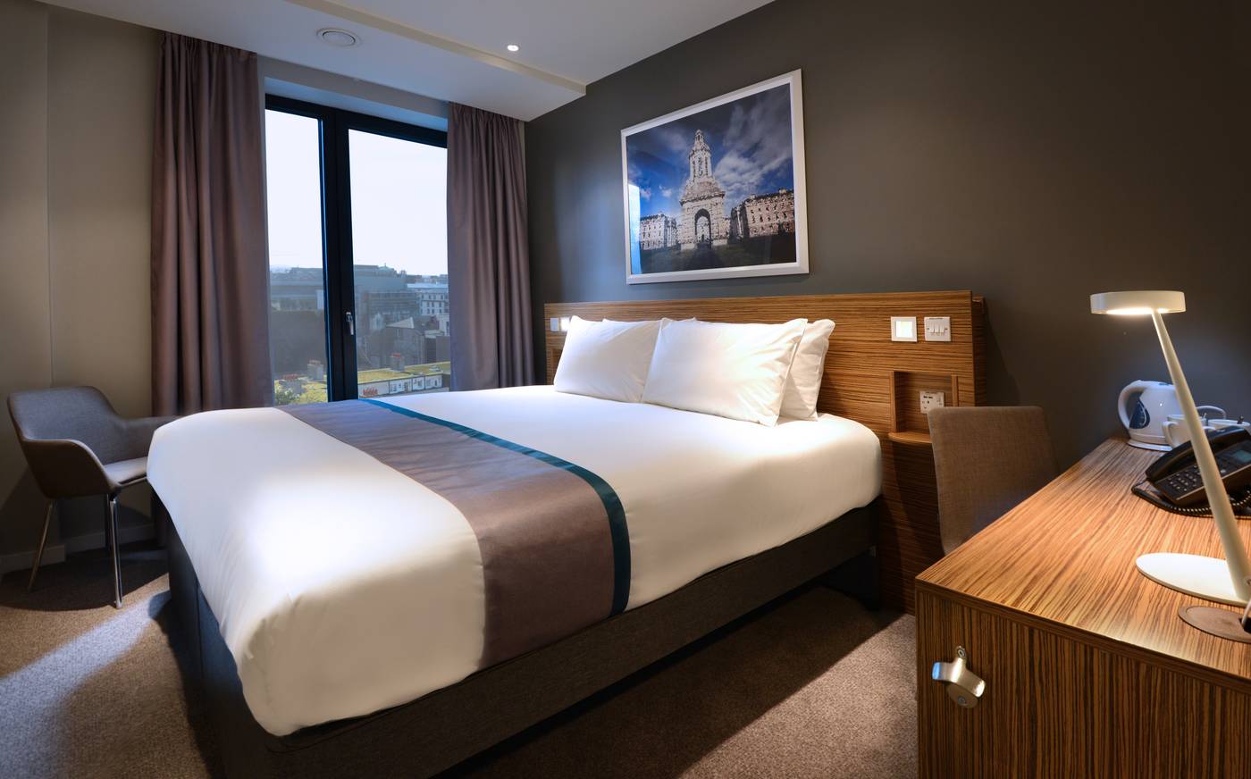 Travelodge-Plus-Dublin-City-Centre-Room-20