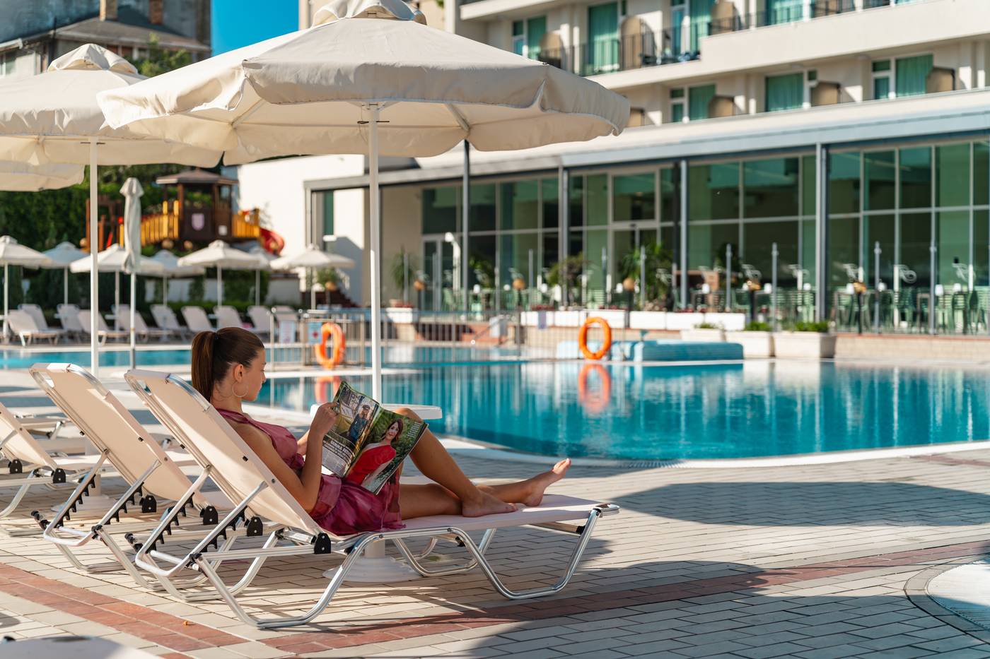 Festa-Panorama-Pool-16