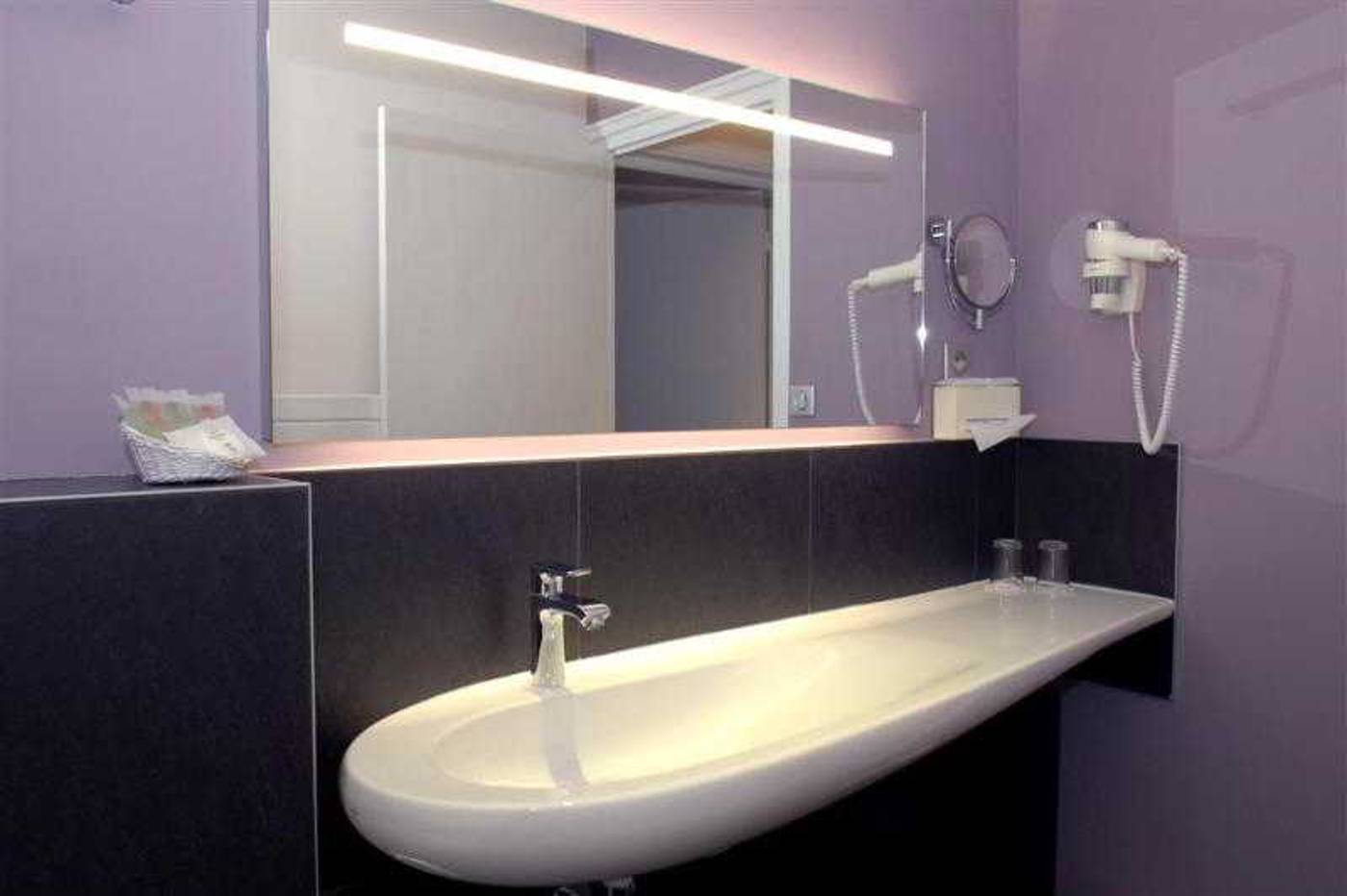 LE CHAMPLAIN Les Collectionneurs-France-LA ROCHELLE-General view-6