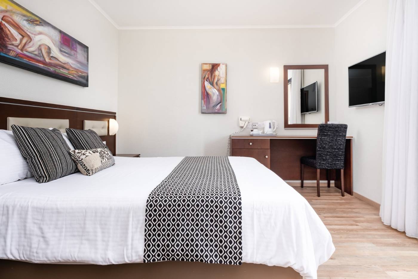 Livadhiotis-City-Hotel-Room-4